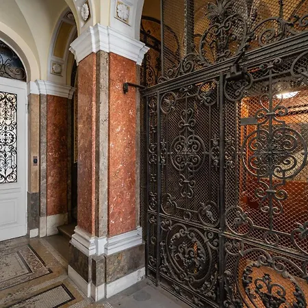 Szent Istvan * Budapest