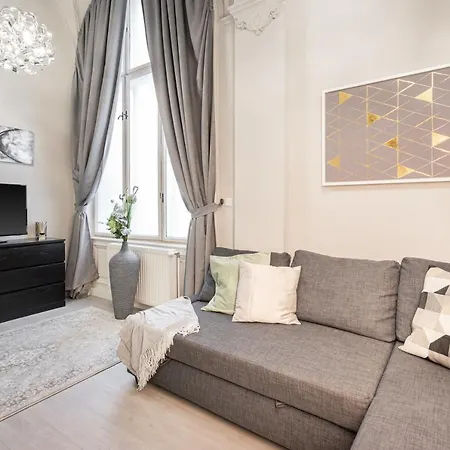 Szent Istvan Aparthotel Budapest