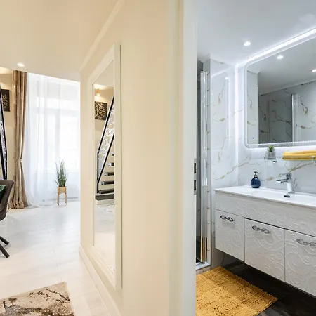 Szent Istvan 公寓式酒店