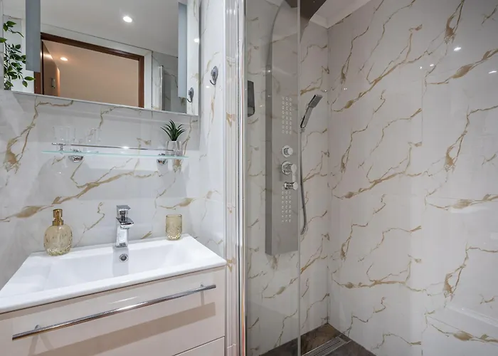 Szent Istvan 4*